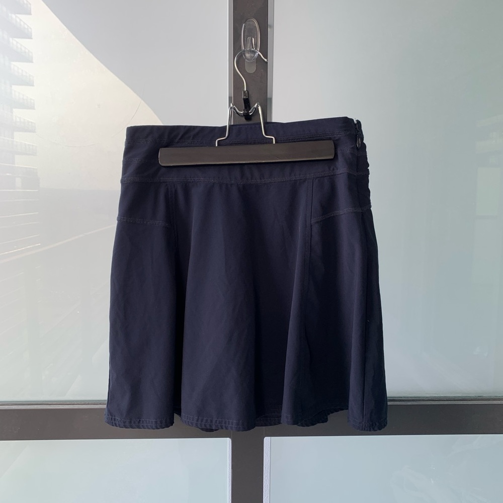 Navy Athleta All-Day Skort